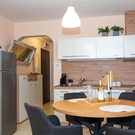 1-bed In The Heart Of The Free Parking Apartment *