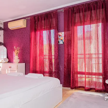 1-bed In The Heart Of The Free Parking Apartment Burgas