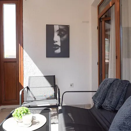 1-bed In The Heart Of The Free Parking Apartment